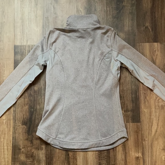 A&F Workout Quarter Zip Long Sleeve - Picture 4 of 4